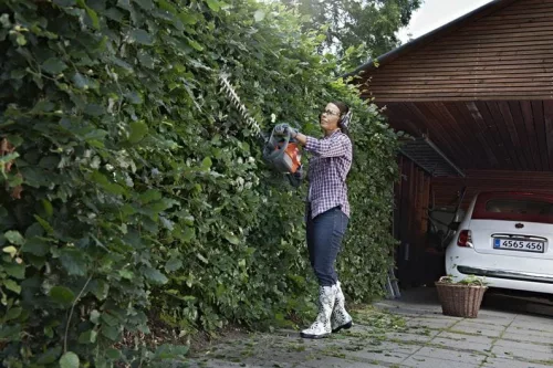 Husqvarna 122HD60 benzinmotoros sövénynyíró