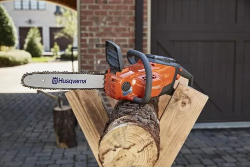 Husqvarna 120i 12" KIT akkumlátoros láncfűrész "töltő + akkumulátor"