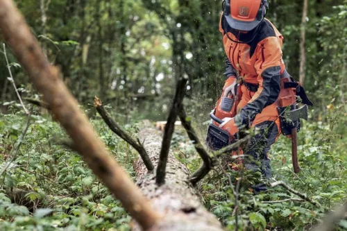 Husqvarna 550 XP G Mark II 15" benzinmotoros láncfűrész