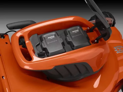 Husqvarna LC 347iVX  akkumulátoros fűnyíró "akkumulátor nélkül"