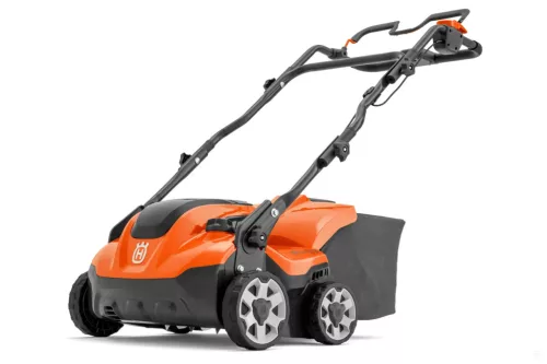 Husqvarna S 138i KIT akkumulátoros gyepszellőztető "töltő + akkumulátor"