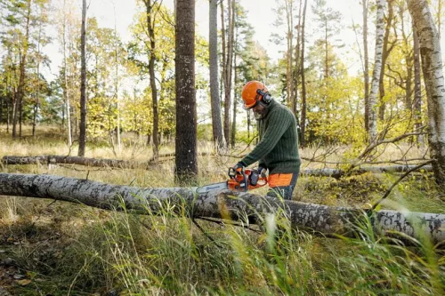 Husqvarna 340i 14" akkumulátoros láncfűrész "akkumulátor nélkül"