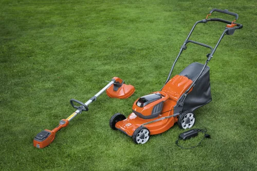 Husqvarna LC 137i akkumulátoros fűnyíró "akkumulátor nélkül"