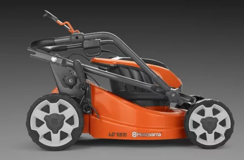 Husqvarna LC 137i akkumulátoros fűnyíró KIT "töltő + 2db akkumulátor"