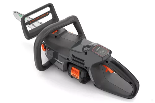Husqvarna Aspire™ C15X-P4A 10" KIT akkumlátoros láncfűrész "töltő + akkumulátor"