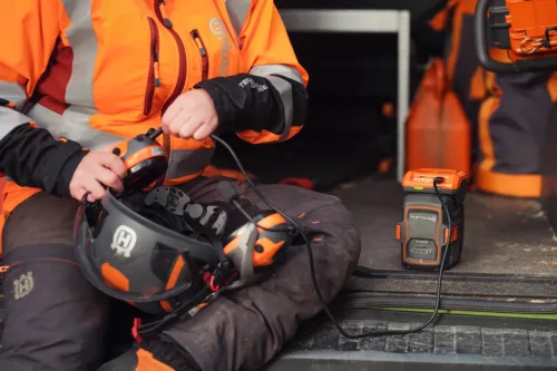 Husqvarna USB töltő