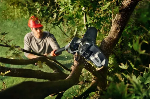 Husqvarna Aspire P5-P4A akkumulátoros ágvágó+ Aspire  POLE-P4A teleszkópos szár "akkuval és töltővel