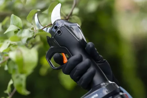 Husqvarana PS30X-P4A akkumlátoros metszőolló "akkumulátorral és töltővel"
