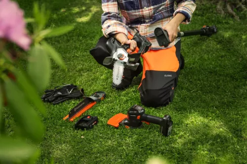 Husqvarna Aspire P8X-P4A akkumulátoros ágvágó + teleszkópos szár "akku és töltő nélkül"
