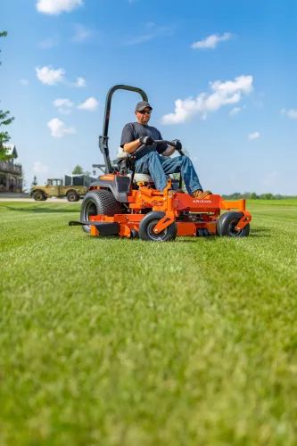 ARIENS ZENITH 60 Zero-Turn fűnyíró