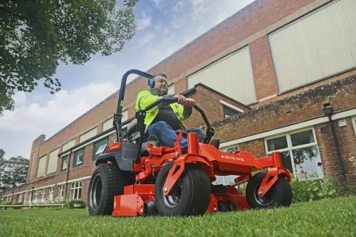 ARIENS APEX 52R Zero-Turn fűnyíró "hátsó kiszórású"