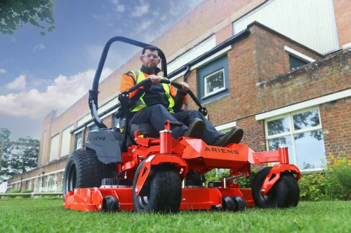 ARIENS ZENITH E 52R Zero-Turn fűnyíró "hátsó kiszórású" Akkumulátorral