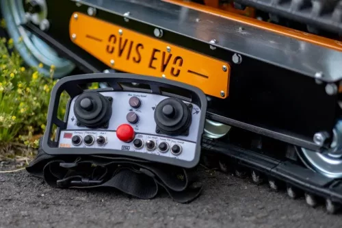AS TÁVIRÁNYÍTÓS MAGASGAZVÁGÓ - SZÁRZÚZÓ 1000 OVIS EVO RC